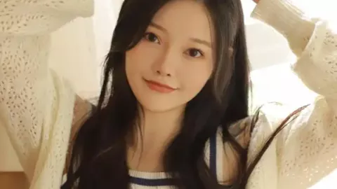 薛之谦晒图自曝